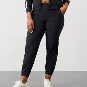 Athleta Brooklyn Mid Rise Lined Jogger Pant Size 6